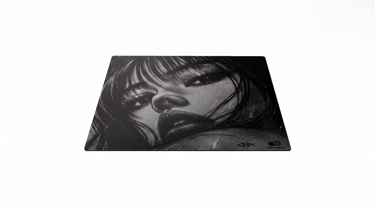 V-Q ANIME (LIMITED) – staklena podloga za miša – pogled spreda