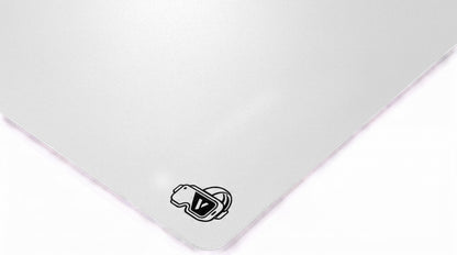 V-WHITE V-2 – tapis de souris en verre – gros plan du coin